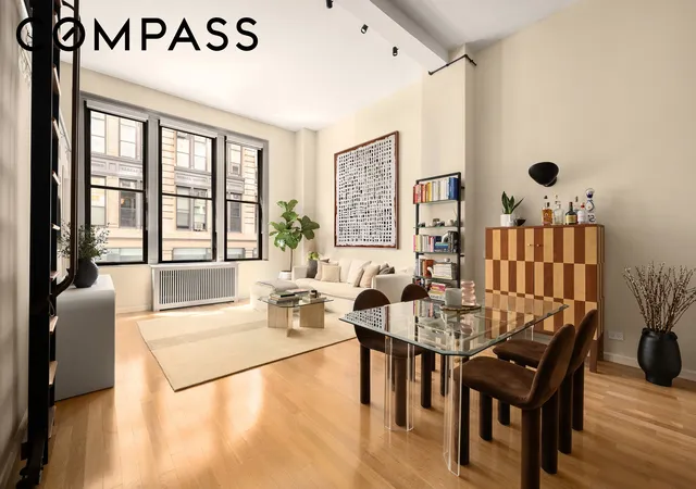 Condo for sale at 261 Broadway #2C, New York City, NY 10007 | MLS# RLS20115272
