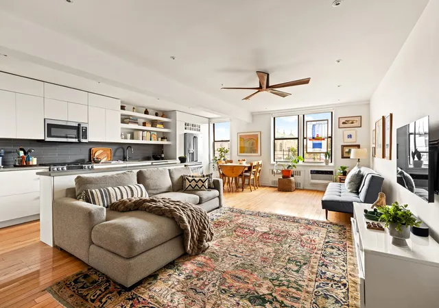 Photo 2 of Condo for sale at 275 Webster Ave #4L, New York City, NY 11230 | MLS# RLS20116534 | Listing updated on 2026-10-07