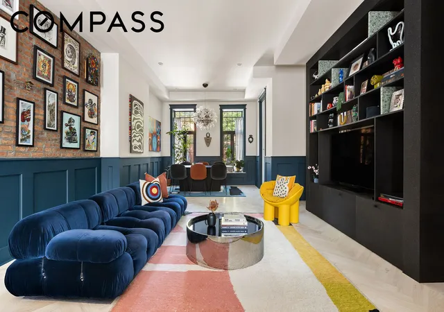 Photo 2 of Townhouse for sale at 376 A Monroe St, New York City, NY 11221 | MLS# RLS20116686 | Listing updated on 2026-10-07