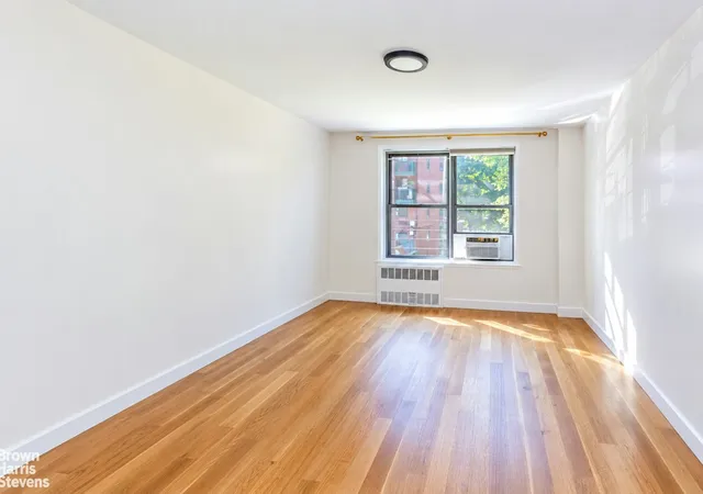 Photo 4 of House for sale at 3215 Arlington Ave #2A, New York City, NY 10463 | MLS# RLS20117010 | Listing updated on 2026-10-07