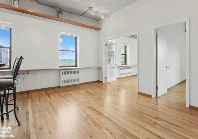 Photo 3 of House for sale at 689 Fort Washington Ave #5M, New York City, NY 10040 | MLS# RLS20117118 | Listing updated on 2026-09-28