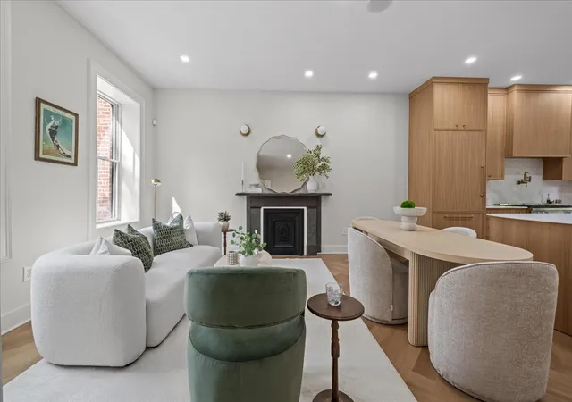 Photo 4 of Single family home for sale at 131 Kane St, New York City, NY 11231 | MLS# RLS20117196 | Listing updated on 2026-10-06