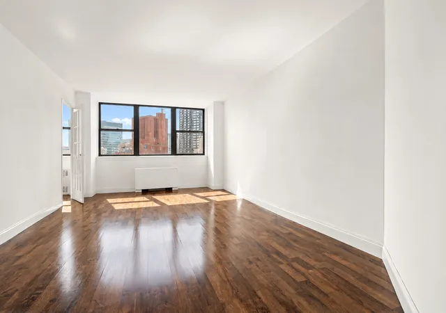 Photo 3 of House for sale at 225 E 36th Street #16H, New York City, NY 10016 | MLS# RLS20117261 | Listing updated on 2026-09-27