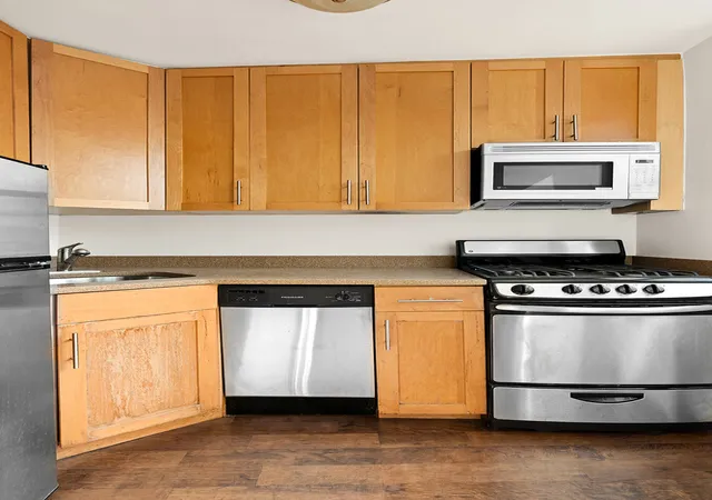 Photo 4 of House for sale at 225 E 36th Street #16H, New York City, NY 10016 | MLS# RLS20117261 | Listing updated on 2026-09-27