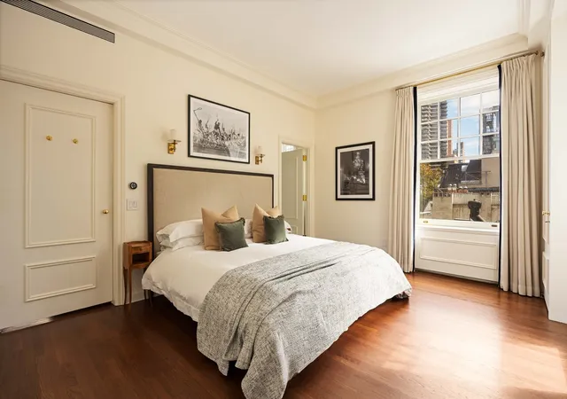 Photo 4 of House for sale at 525 Park Ave #6B, New York, NY 10065 | MLS# RLS20112591 | Listing updated on 2026-10-06
