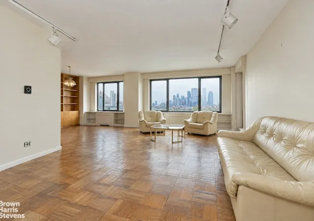 Photo 1 of House for sale at 60 Sutton Pl S #9CS, New York, NY 10022 | MLS# RLS20117472 | Listing updated on 2026-10-04