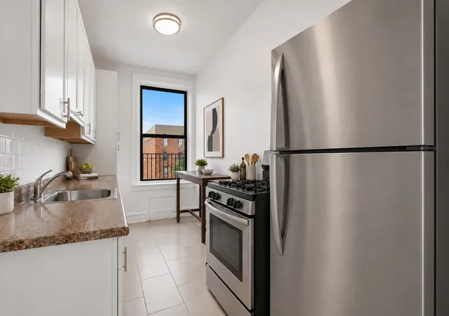 Listing Photo 4 - Condo for sale in building located at 575 Ocean Ave, New York City, NY 11226 - Unit #5B
