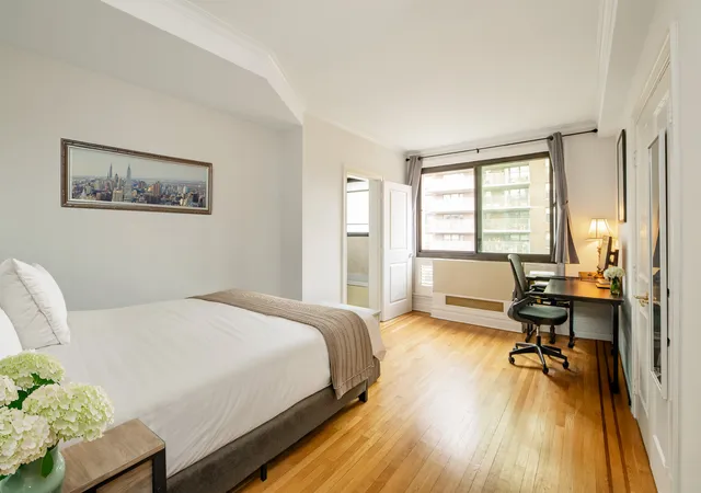 Photo 4 of House for sale at 203 W 90th Street #PHE, New York City, NY 10024 | MLS# RLS20117606 | Listing updated on 2026-10-05