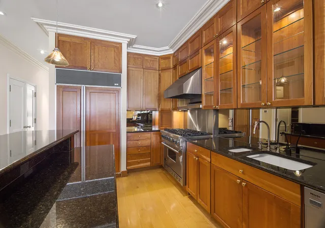 Photo 2 of Single family home for sale at 345 Greenwich St #4B, New York City, NY 10013 | MLS# RLS20117645 | Listing updated on 2026-10-05