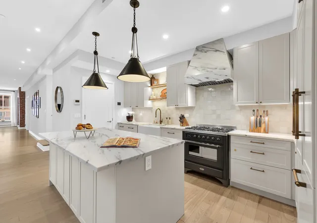 Photo 4 of House for sale at 405 Greenwich St #PH, New York City, NY 10013 | MLS# RLS20117655 | Listing updated on 2026-10-08