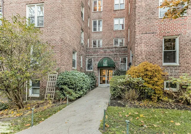 Photo 1 of Sale Pending at 143 Bennett Ave #4J, New York City, NY 10040 | MLS# RLS20117730 | Listing updated on 2026-10-01