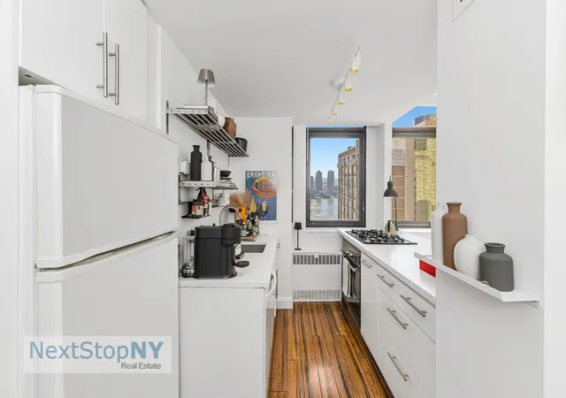 Listing Photo 1 - Condo for sale in building located at 310 E 46Th St, New York, NY 10017 - Unit #22H