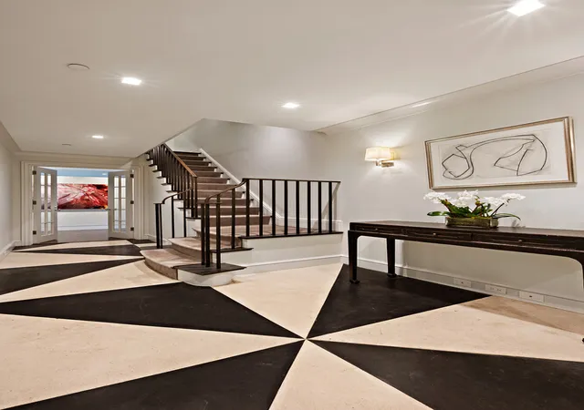 Photo 3 of Single family home for sale at 9 E 77th Street, New York City, NY 10075 | MLS# RLS20112745 | Listing updated on 2026-10-06