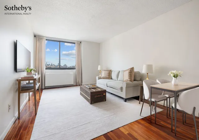 Photo 1 of Condo for sale at 376 Broadway #18E, New York City, NY 10013 | MLS# RLS20117834 | Listing updated on 2026-09-28