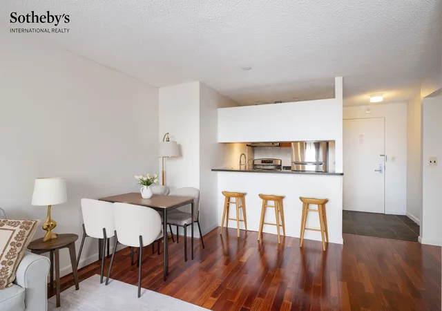 Photo 2 of Condo for sale at 376 Broadway #18E, New York City, NY 10013 | MLS# RLS20117834 | Listing updated on 2026-09-28