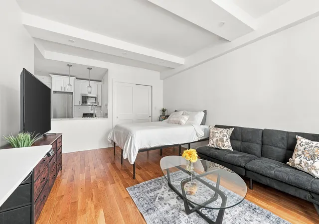 Photo 3 of House for sale at 235 W 102nd Street #3V, New York, NY 10025 | MLS# RLS20117916 | Listing updated on 2026-10-04