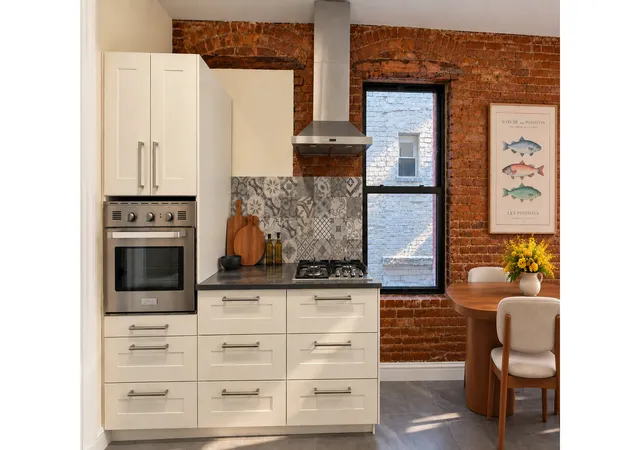 Photo 3 of House for sale at 646 9th Avenue #4FS, New York City, NY 10036 | MLS# RLS20118162 | Listing updated on 2026-10-07