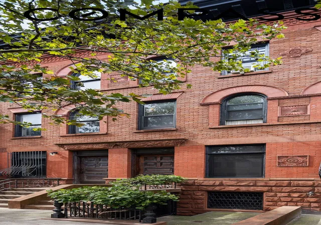 Townhouse for sale at 288 A Vanderbilt Ave, New York City, NY 11205 | MLS# RLS20118205