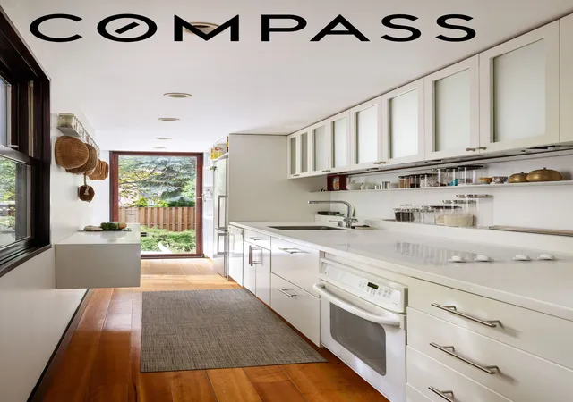 Photo 3 of Townhouse for sale at 288 A Vanderbilt Ave, New York City, NY 11205 | MLS# RLS20118205 | Listing updated on 2026-10-04