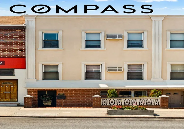 Single family home for sale at 401 Graham Ave, New York City, NY 11211 | MLS# RLS20110986