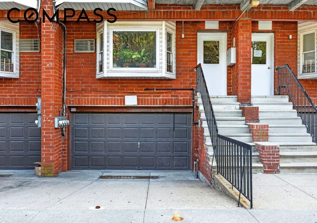 Listing Photo 4 - Condo for sale in building located at 704 E 103rd St, Brooklyn, NY 11236 - Unit #THS