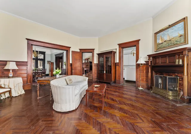 Photo 4 of House for sale at 842 Carroll St #1, New York City, NY 11215 | MLS# RLS20118451 | Listing updated on 2026-10-01