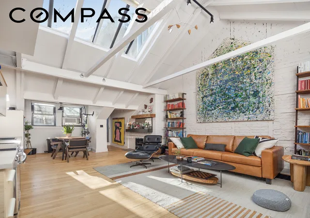 Photo 2 of House for sale at 46 Carmine St #4, New York City, NY 10014 | MLS# RLS20117869 | Listing updated on 2026-10-06
