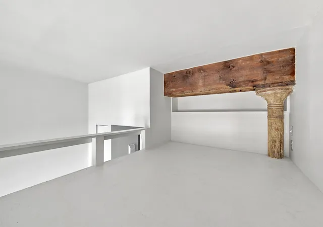 Photo 3 of House for sale at 100 W 15th Street #5F, New York, NY 10011 | MLS# RLS20118974 | Listing updated on 2026-10-05