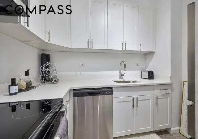 Listing Photo 1 - Condo for sale in building located at 116 E 66Th St, New York City, NY 10065 - Unit #1A