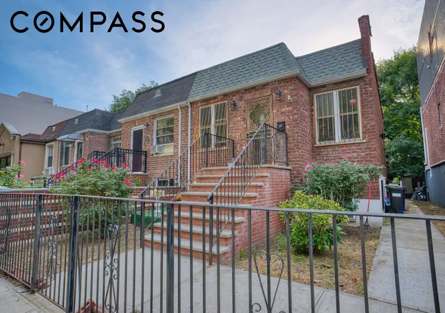 Photo 2 of Single family home for sale at 556 Schenectady Ave, New York City, NY 11203 | MLS# RLS20119140 | Listing updated on 2026-10-07