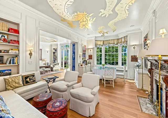 Photo 4 of Single family home for sale at 6 Sutton Sq, New York City, NY 10022 | MLS# RLS20119430 | Listing updated on 2026-10-07