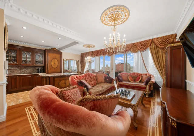 Photo 2 of House for sale at 55 Oceana Dr E #3C, New York City, NY 11235 | MLS# RLS20119450 | Listing updated on 2026-10-06