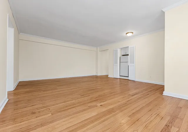 Photo 3 of House for sale at 65-35 Yellowstone Blvd #5B, Forest Hills, NY 11375 | MLS# RLS20119751 | Listing updated on 2026-10-07