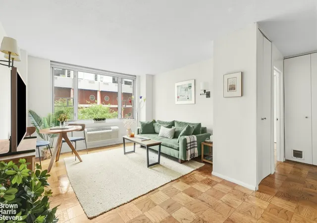 Photo 2 of Sale Pending at 130 W 67th Street #5L, New York, NY 10023 | MLS# RLS20119791 | Listing updated on 2026-10-07