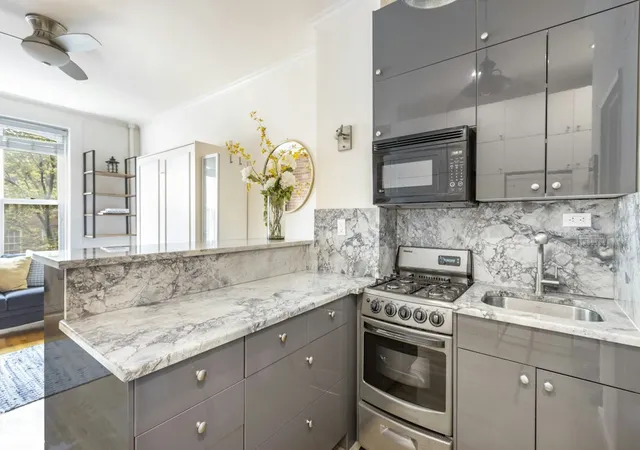 Photo 3 of House for sale at 451 W 22nd Street #2F, New York, NY 10011 | MLS# RLS20119841 | Listing updated on 2026-10-07