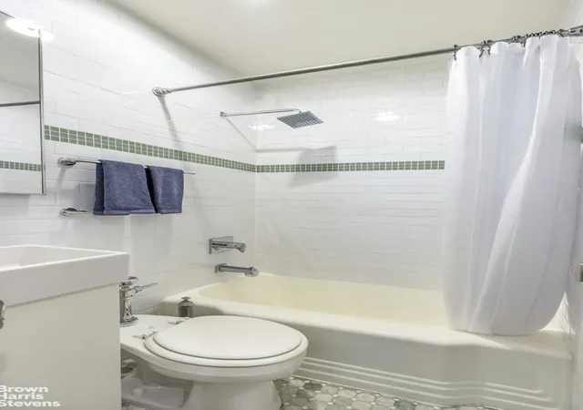 Photo 4 of House for sale at 451 W 22nd Street #2F, New York, NY 10011 | MLS# RLS20119841 | Listing updated on 2026-10-07