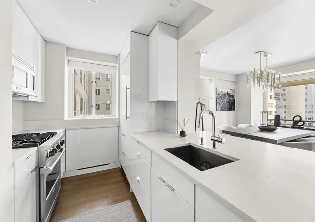 Photo 4 of House for sale at 200 E 66th Street #B1701, New York City, NY 10065 | MLS# RLS20122195 | Listing updated on 2026-10-29