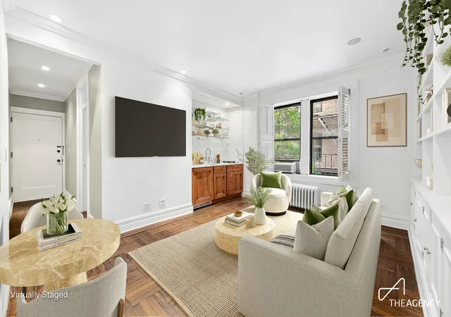 Photo 1 of Condo for sale at 85 Barrow St #1O, New York City, NY 10014 | MLS# RLS20123126 | Listing updated on 2026-10-31
