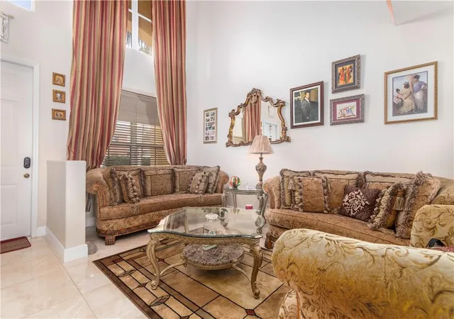 5th image of 7635 19Th Ct, Pembroke Pines, FL 33024 | MLS# F10326942