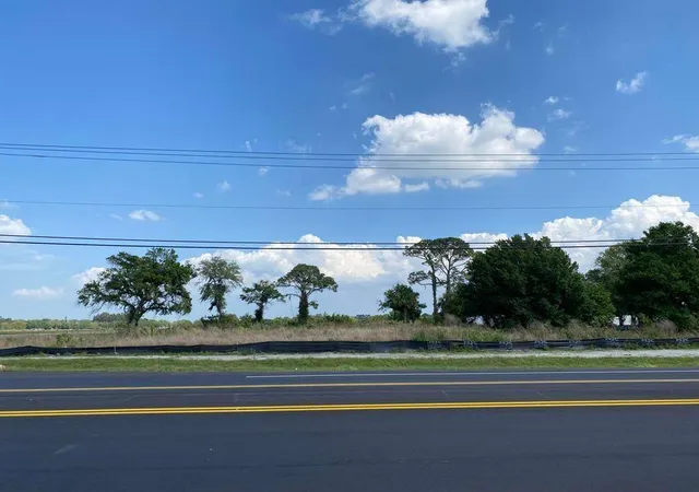 2nd image of 2722 S Jenkins Rd, Fort Pierce, FL 34981 | MLS# R10874624