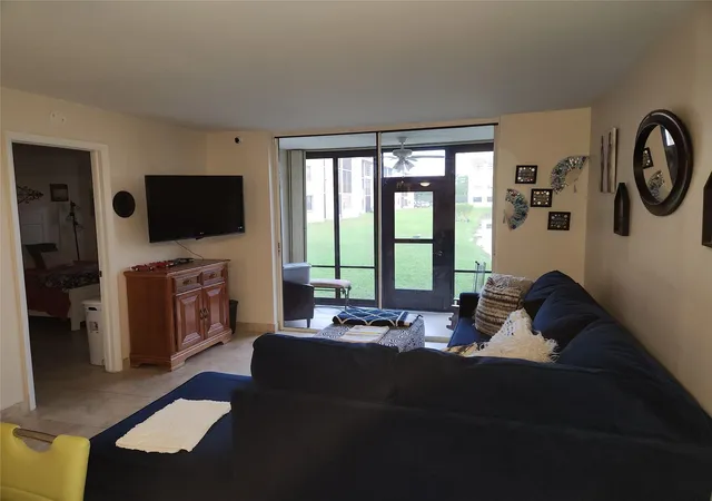 Homes for sale in Sunrise, FL | 10180 Nw 30th Ct #101, Sunrise, FL 33322 | MLS# F10411363
