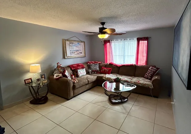 2nd image of 5308 Ne 6th Ave #G14, Fort Lauderdale, FL 33334 | MLS# R10941064
