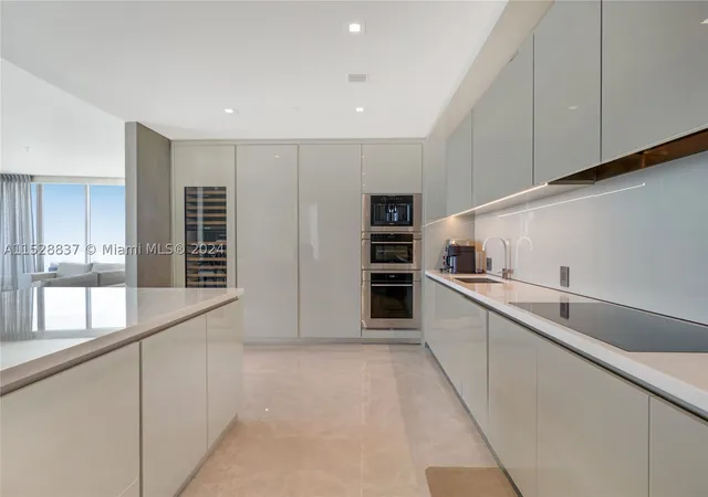Photo 3 of Condo for sale at 18975 Collins Ave #2000, Sunny Isles Beach, FL 33160 | MLS# A11528837 | Listing updated on 2026-07-17