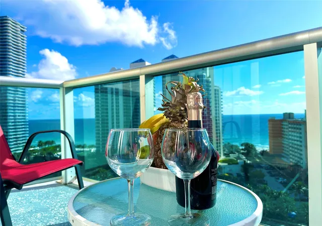 Homes for sale in Sunny Isles Beach, FL | 19370 Collins Ave, Sunny Isles Beach, FL 33160 | MLS# F10426180