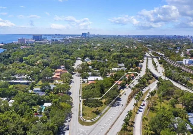 4th image of 2900 S Miami Ave, Miami, FL 33129 | MLS# A11548917