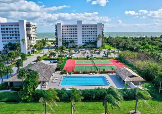 Homes for sale in Hutchinson Island, FL | 5055 N Hwy A1a #605, Hutchinson Island, FL 34949 | MLS# R10977790