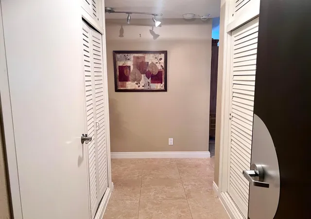 1st image of 3300 Ne 36Th St #518, Fort Lauderdale, FL 33308 | MLS# F10433923