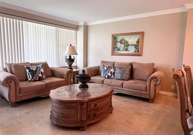 5th image of 3300 Ne 36Th St #518, Fort Lauderdale, FL 33308 | MLS# F10433923
