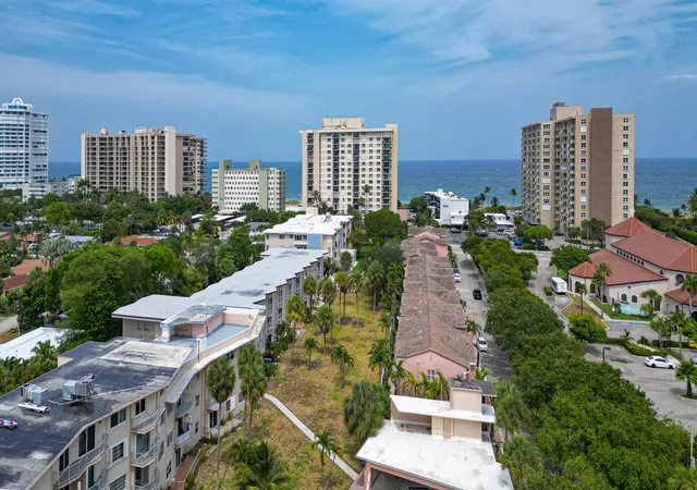 39th image of 2005 Oceanwalk Ter #300, Pompano Beach, FL 33062 | MLS# F10441548