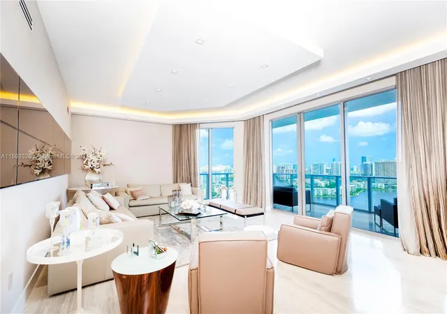 2nd image of 17301 Biscayne Blvd #L-PH-10, North Miami Beach, FL 33160 | MLS# A11593326